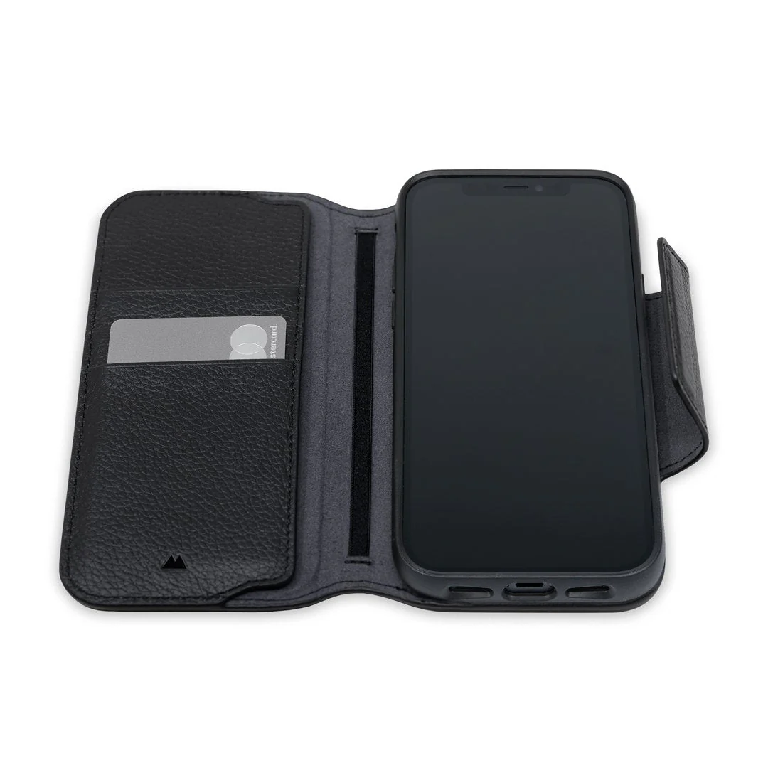 203-magsafe-compatible-leather-flip-wallet-1.webp MagSafe® Compatible Leather Flip Wallet